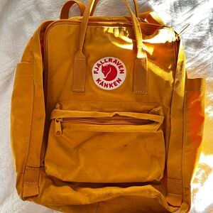 Fjallraven kanken backpack
